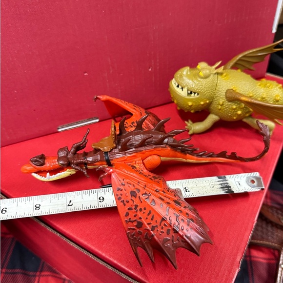 How to Train Your Dragon plus Green Orange Purple Dragon Action Figures Playset - Picture 14 of 16